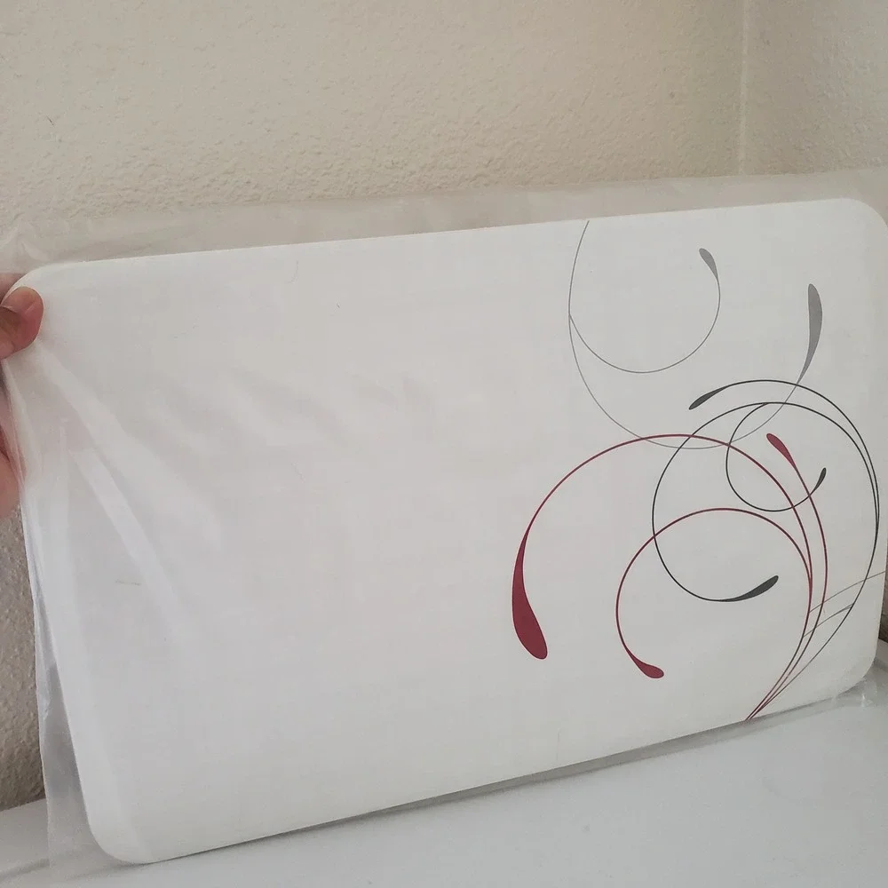 Corelle Coordinates Splendor Reversible Placemats 6 Pack Red Grey Swirl Plaid